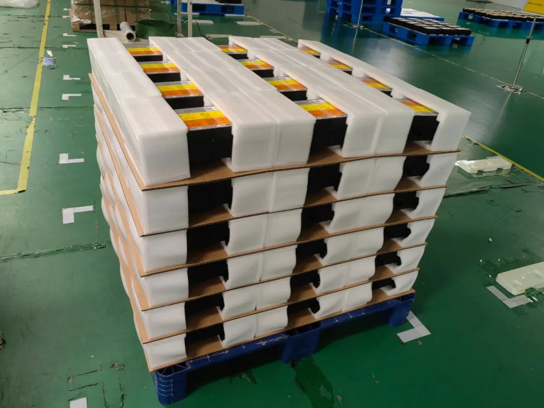 中船風帆高端EV用12V鋰電電源量產(chǎn)供貨